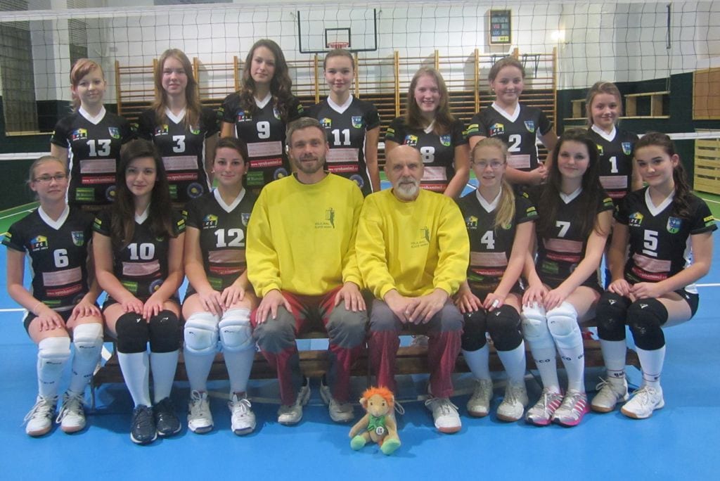 Volejbalové týmy v dresech od českého výrobce dresů a sportovního oblečení Bison Sportswear.