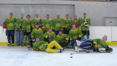 Hokejový tým v dresech Bison Sportswear