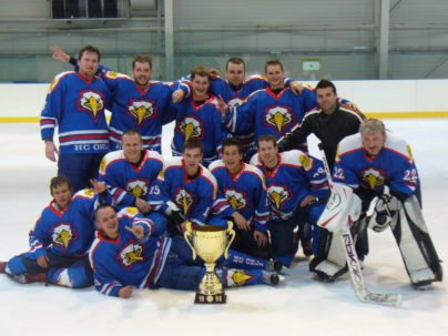 Hokejový tým v dresech Bison Sportswear