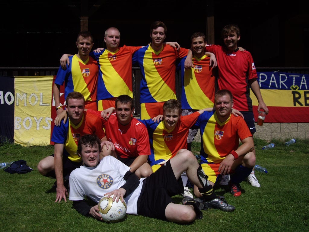 Fotogalerie týmů ve vyrobených fotbalových dresech od Bison Sportswear.