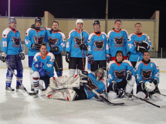 Hokejový tým v dresech Bison Sportswear