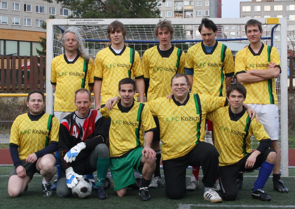Fotogalerie týmů ve vyrobených fotbalových dresech od Bison Sportswear.